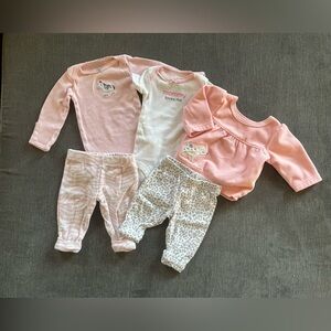 Carter’s Baby Girl’s Outfits